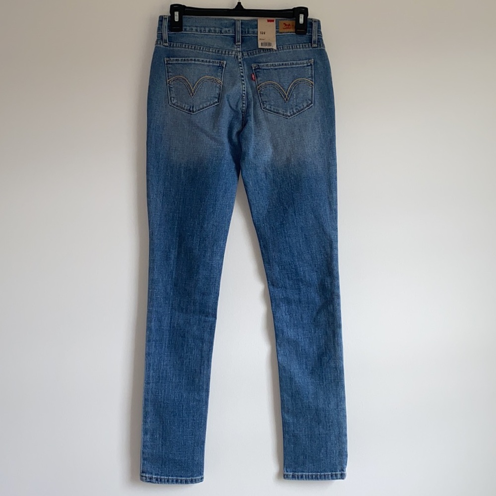 Levi’s 524 Skinny Jeans - Picture 2 of 4